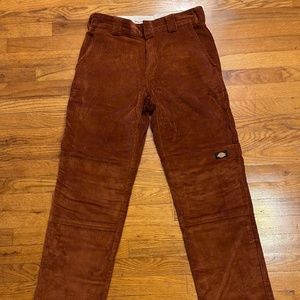 DICKIES 32x32 Corduroy double knee UO exclusive in orange never worn